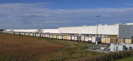 Lists of food establishments