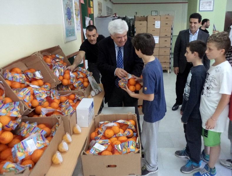 28-4-2014 ΔΙΑΝΟΜΗ ΦΡΟΥΤΩΝ ΠΕΡΙΣΤΕΡΙ 1