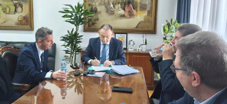 fototypos2703251 fototypos2703251